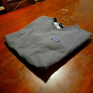 Patagonia sweatshirt t-shirt